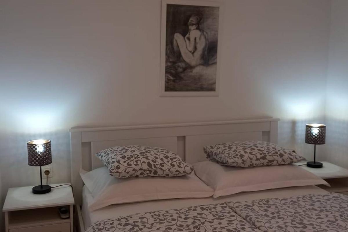 Apartments by the sea Podgora, Makarska - 2594 Bagian luar foto